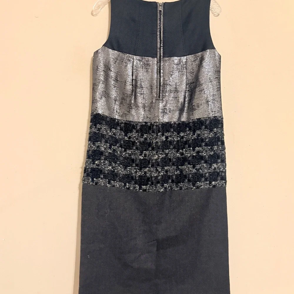 Tory‎ Burch 2008 Ready-to-Wear Runway Mixed Media Metallic Sheath Dress Size 6